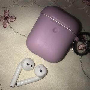 More Airpods on sale‼️‼️‼️ (look in description)
